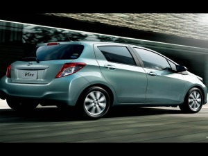 toyota vitz 2012 images